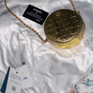 CHANEL Metallic Gold Croc-Embossed Round Crossbody Bag